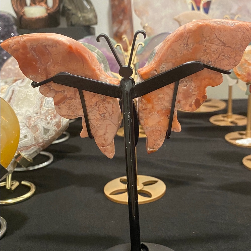 Pink Agate butterfly wing - Picture 2 of 2